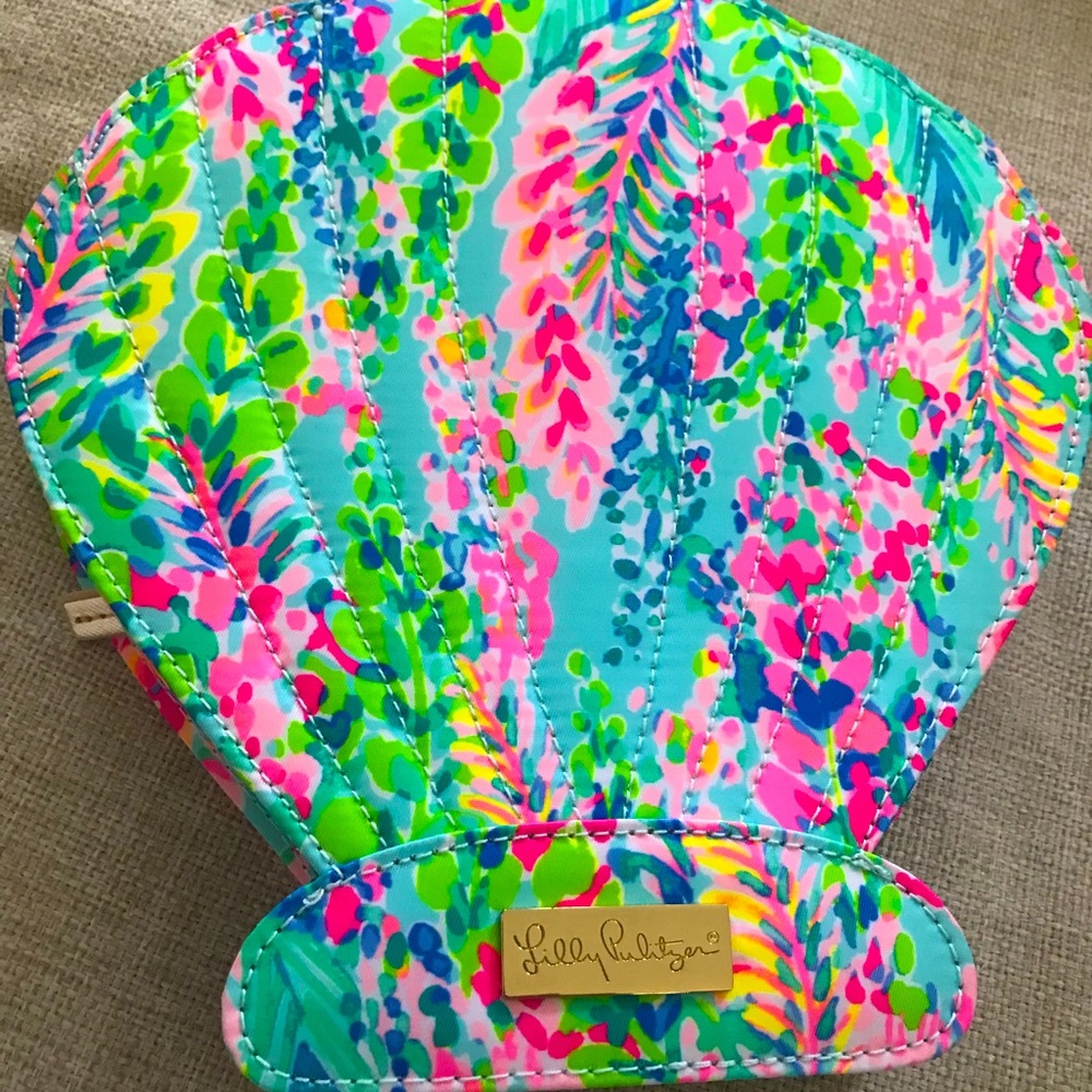 Lily Pulitzer makeup Brush Travel Holder